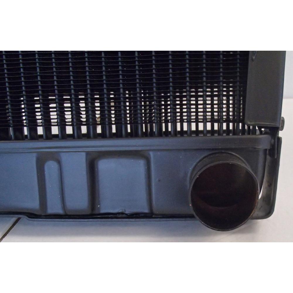 New Radiator C7NN8005N Fits Ford Tractor 3910 4110 420 445 4610 515 530A 531 532