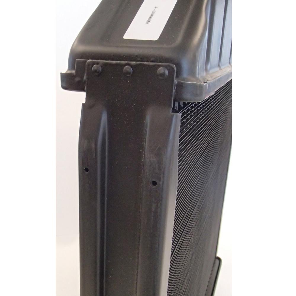 New Radiator C7NN8005N Fits Ford Tractor 3910 4110 420 445 4610 515 530A 531 532